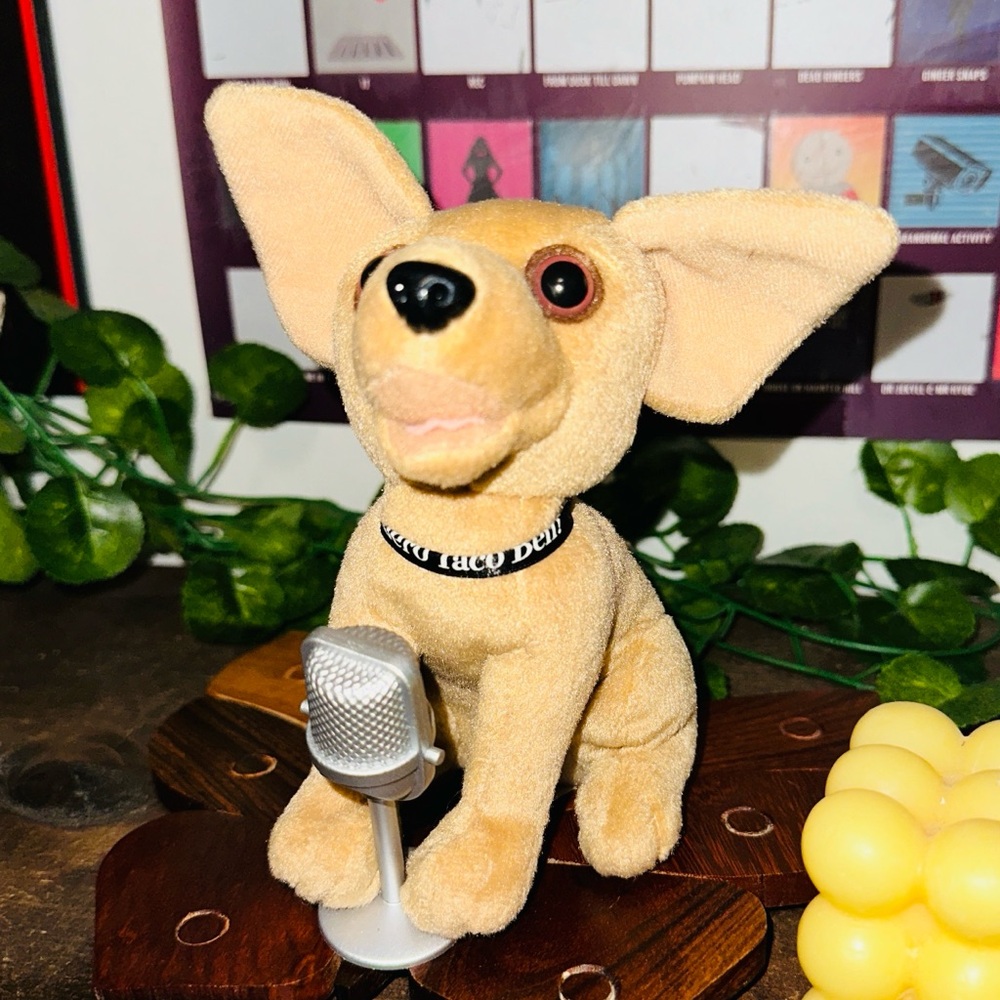 Y2K Taco Bell Vintage 90’s 2000’s Microphone Dog Plush